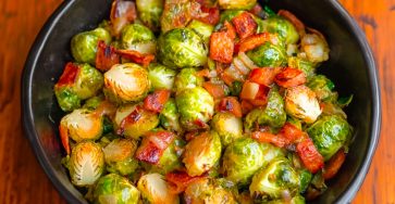 Choux de Bruxelles sautes aux lardons et oignonsRFEDF