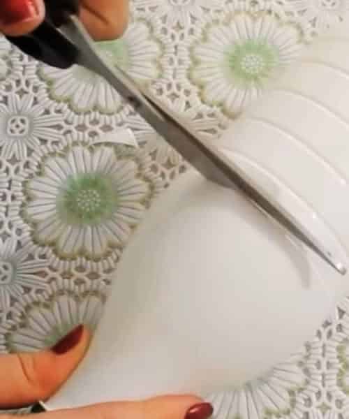 Diy de superbes decorations de jardin realisees a partir de bouteilles en plastique blanches